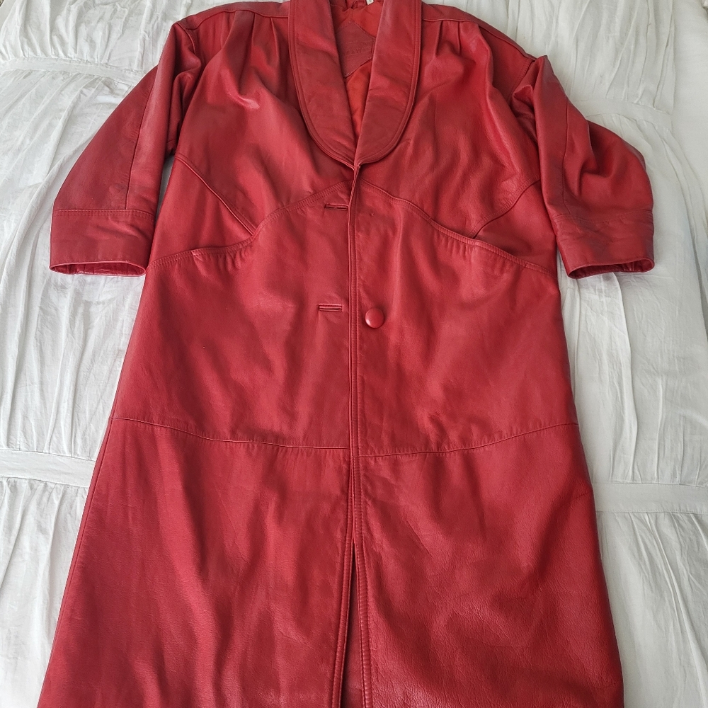 Vintage Leather Trenchcoat In Red